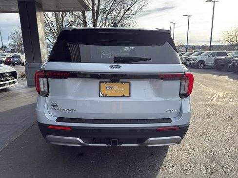 Certified 2025 Ford Explorer Platinum w/ LUX Leather Package image 5
