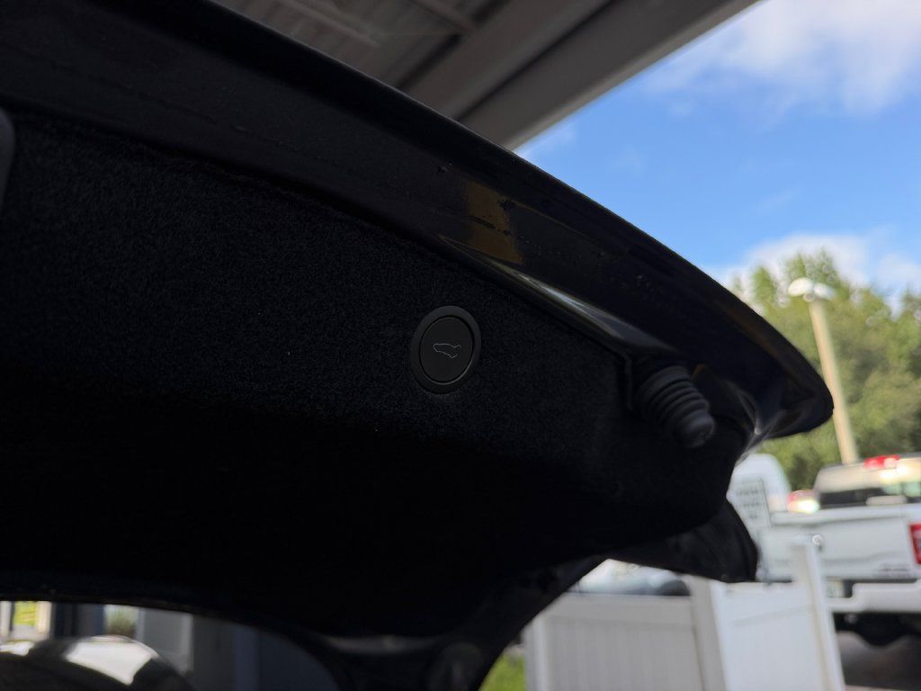 Used 2025 Tesla Model 3 Long Range RWD image 33