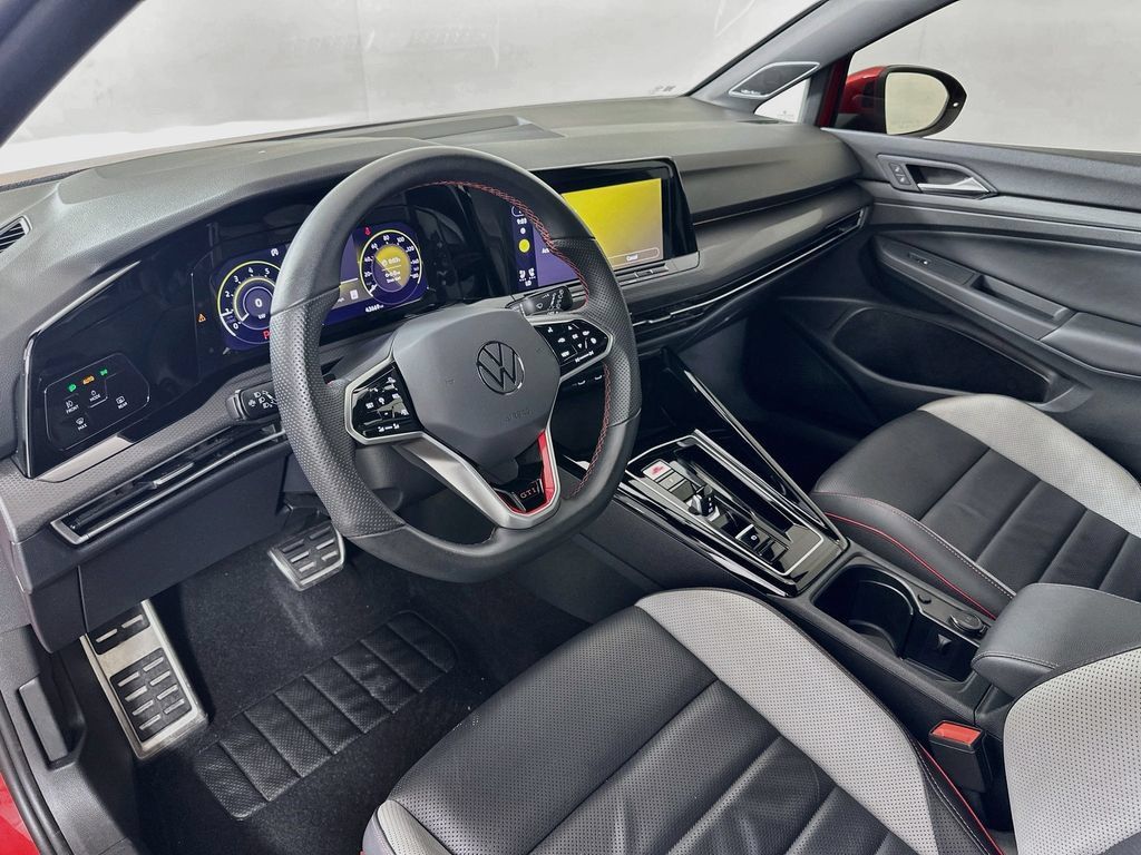 Used 2024 Volkswagen GTI SE FWD image 9