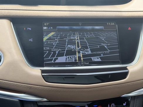 Used 2019 Cadillac XT5 Platinum AWD/4WD image 25