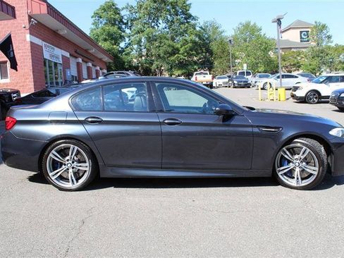 Used 2013 BMW M5 RWD image 6