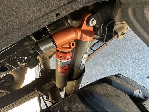 Used 2019 Ford F150 Raptor w/ Equipment Group 802A Luxury image 46