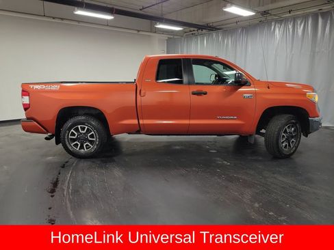 Used 2017 Toyota Tundra SR5 w/ TRD Off Road Package image 9