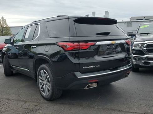 Used 2023 Chevrolet Traverse High Country w/ LPO, Floor Liner Package AWD/4WD image 2