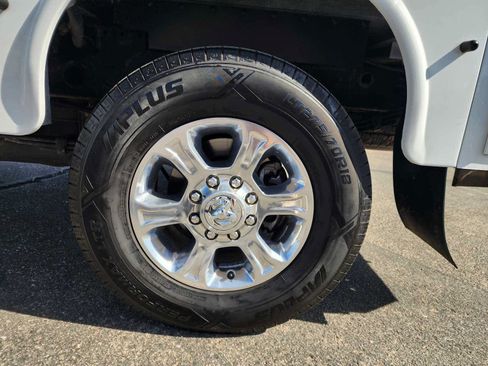Used 2022 RAM 3500 Tradesman AWD/4WD image 10