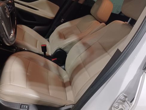 Used 2019 Buick Encore Essence w/ Experience Buick Package image 6