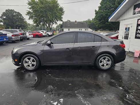 Used 2014 Chevrolet Cruze LT FWD image 6