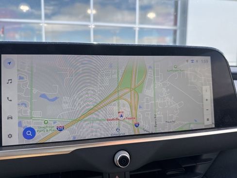 Used 2024 Toyota Crown Platinum image 31