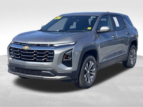 New 2026 Chevrolet Equinox LT image 8