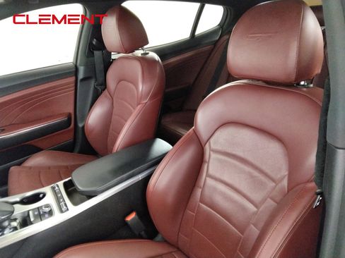 Used 2023 Kia Stinger GT2 w/ Red Interior Color Package RWD image 31