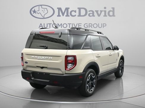 Used 2024 Ford Bronco Sport Outer Banks w/ Tech Package AWD/4WD image 8