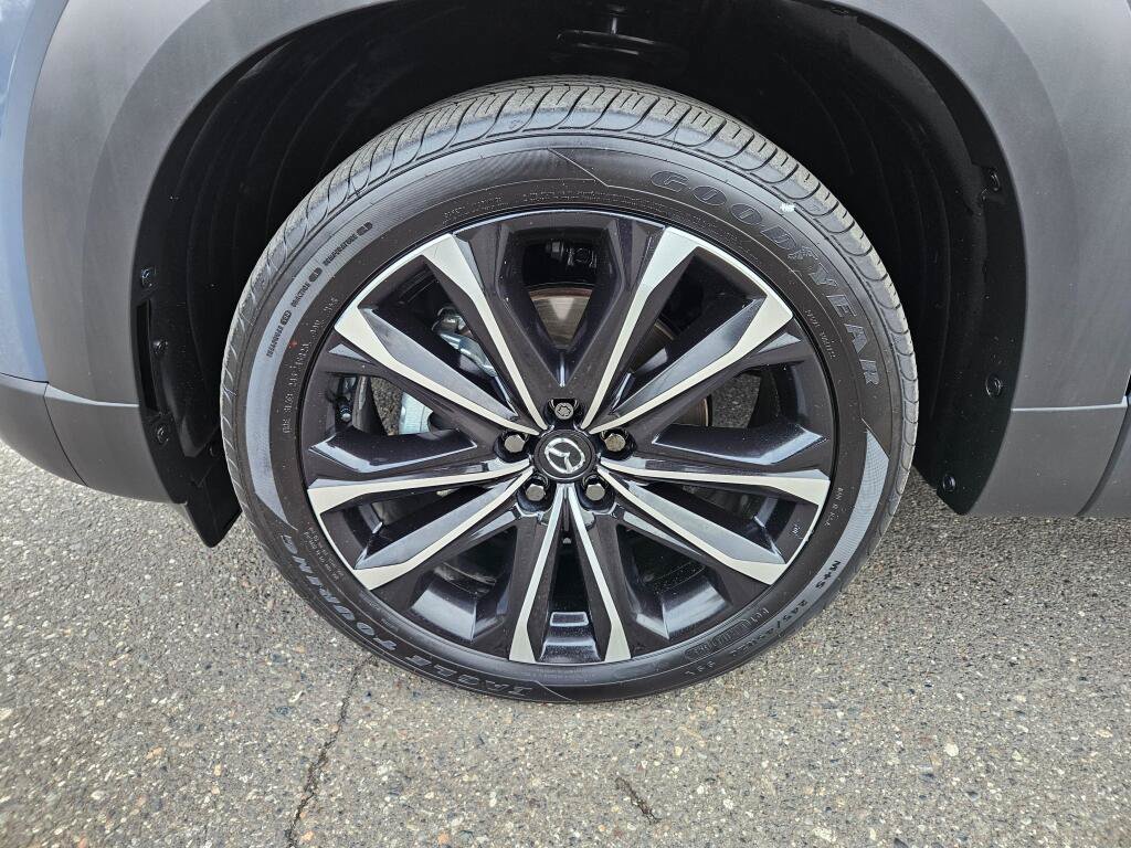 Certified 2025 MAZDA CX-50 AWD 2.5 Turbo w/ Premium Pkg image 8