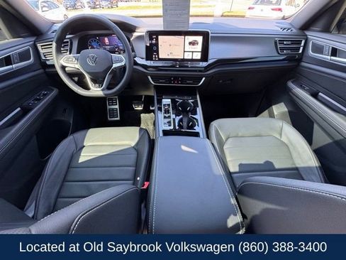 Certified 2025 Volkswagen Atlas Cross Sport SEL R-Line AWD/4WD image 13