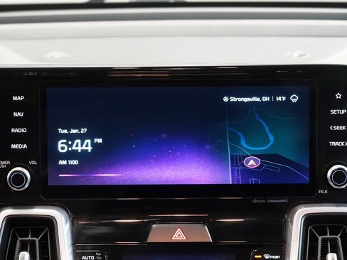 Used 2023 Kia Sorento EX image 20