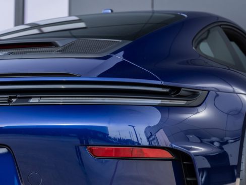 Certified 2026 Porsche 911 GT3 Touring image 18