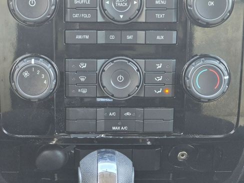 Used 2008 MAZDA Tribute i image 15