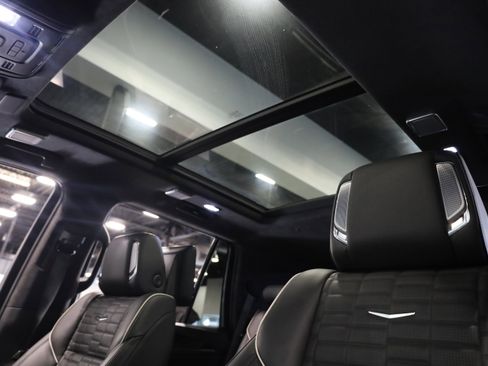 Used 2023 Cadillac Escalade V image 36