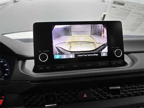 Used 2024 Honda Accord EX image 35