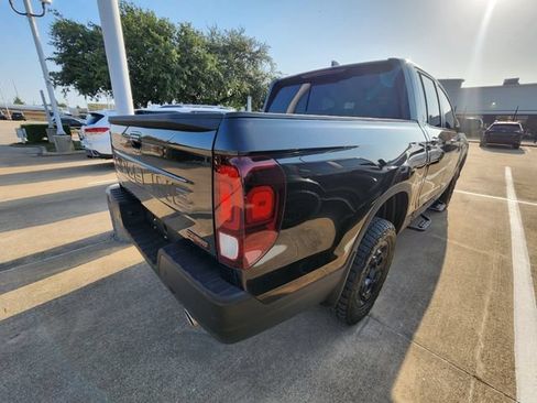 Used 2025 Honda Ridgeline TrailSport+ image 4