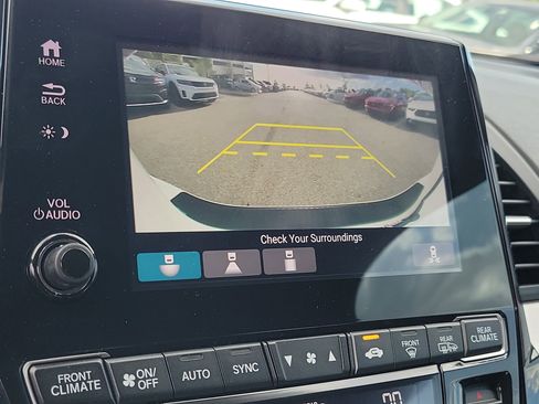 Certified 2024 Honda Odyssey Sport image 31