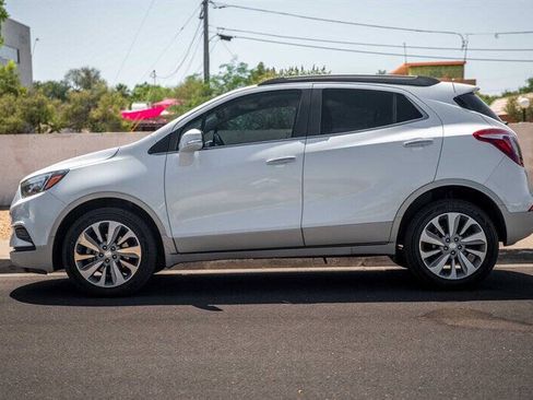 Used 2017 Buick Encore Preferred FWD image 2