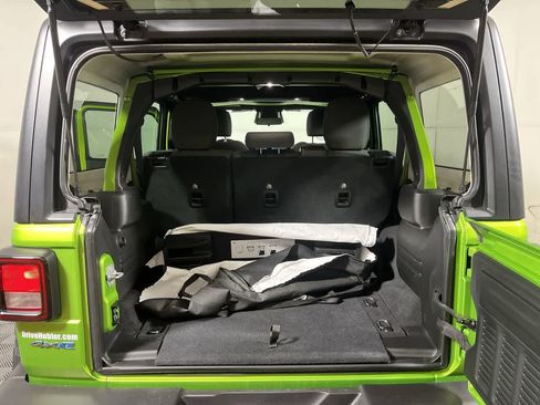 Used 2025 Jeep Wrangler Sport S w/ Convenience Group image 27