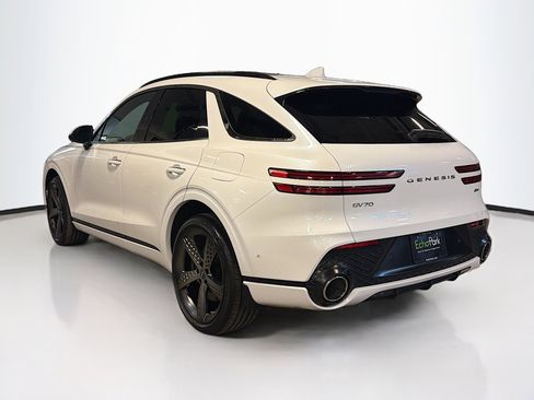 Used 2023 Genesis GV70 2.5T w/ Sport Prestige Package image 5