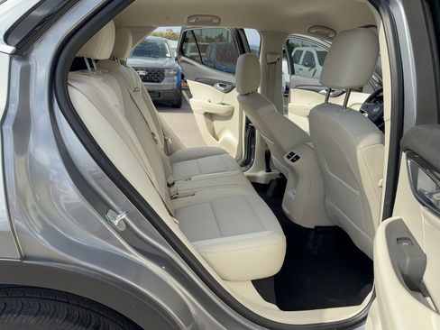 Used 2022 Buick Envision Preferred image 14