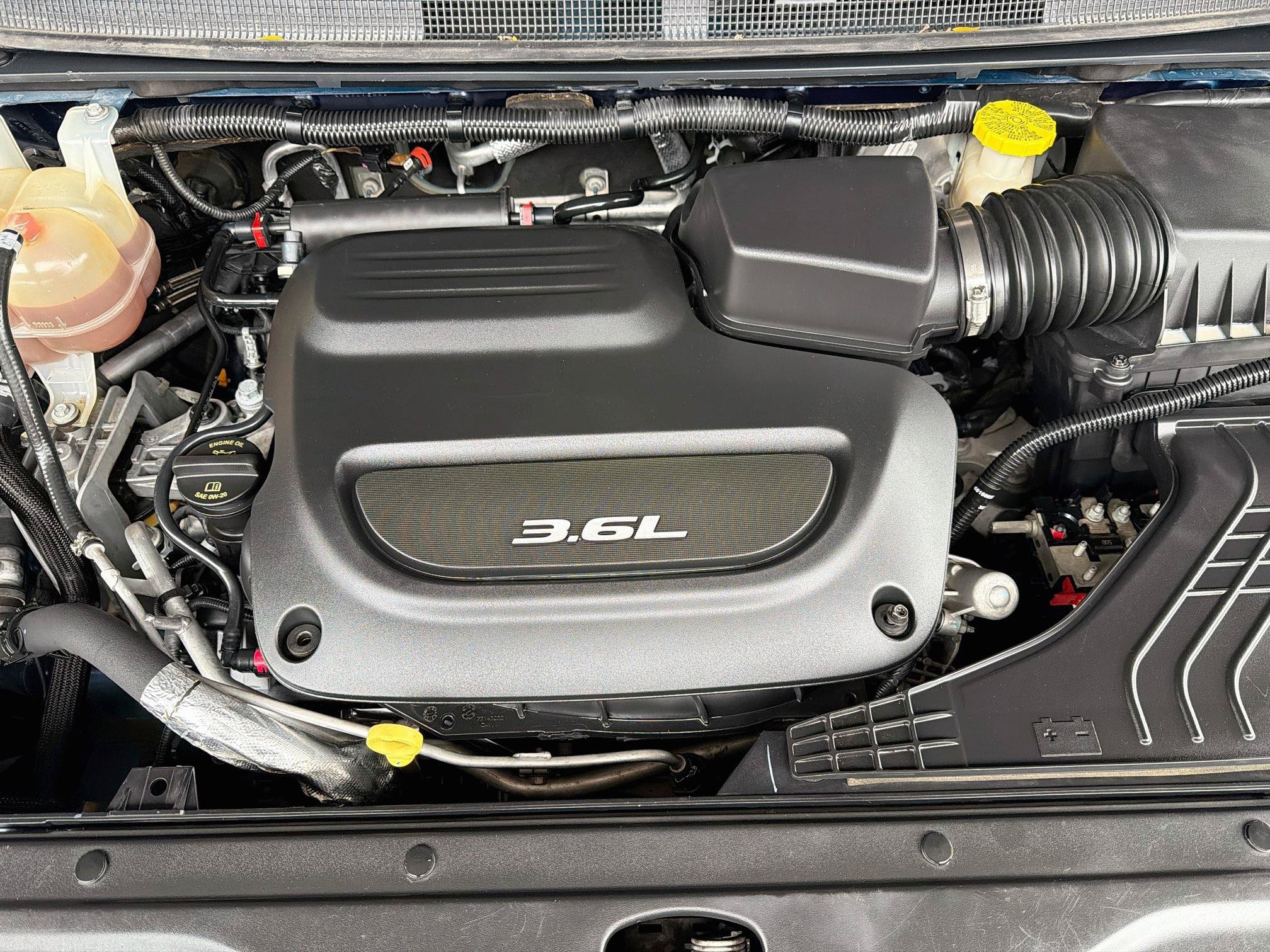Used 2017 Chrysler Pacifica Touring-L FWD image 34