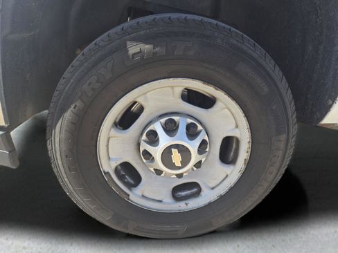 Used 2013 Chevrolet Silverado 2500 W/T image 24