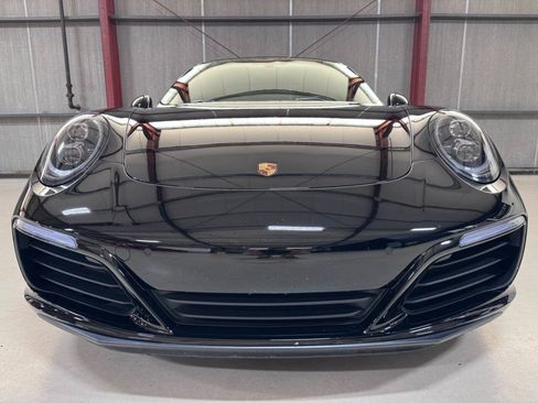 Used 2019 Porsche 911 Carrera image 15