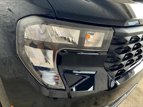 New 2025 Ford Maverick XL w/ Equipment Group 102A image 13