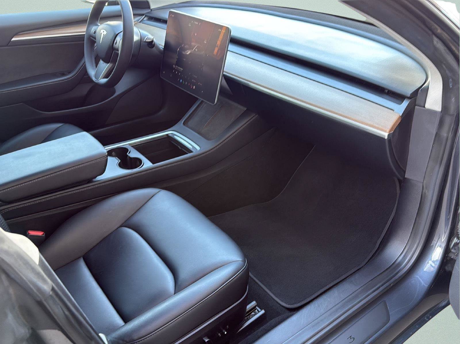 Used 2023 Tesla Model 3 Standard Range RWD image 21
