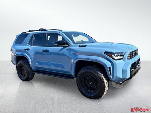 Used 2026 Toyota 4Runner Platinum AWD/4WD image 7