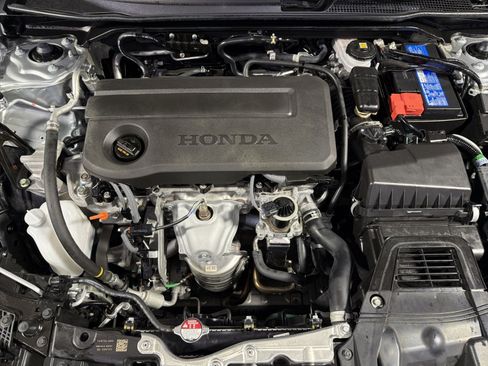 Used 2025 Honda Civic Sport image 29