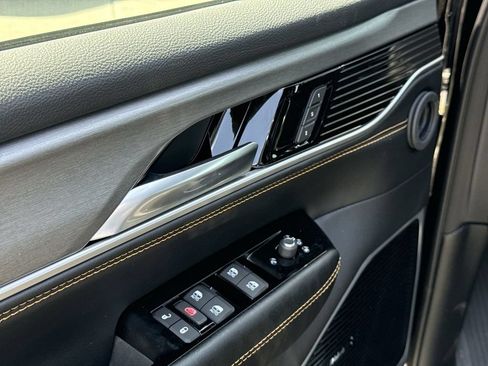 New 2026 Jeep Grand Wagoneer 4WD image 22