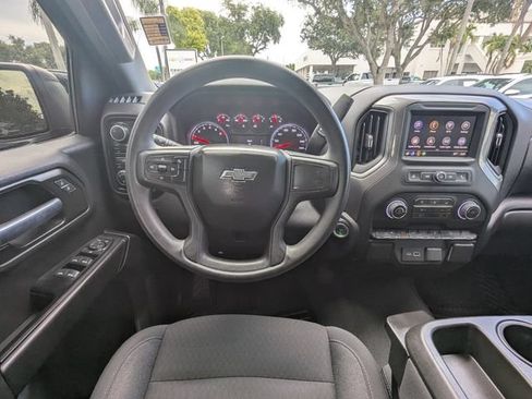 Used 2022 Chevrolet Silverado 1500 Custom Trail Boss w/ LPO, Dark Essentials Package AWD/4WD image 15