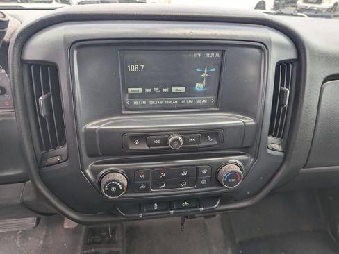 Used 2018 Chevrolet Silverado 1500 W/T w/ Trailering Package AWD/4WD image 17