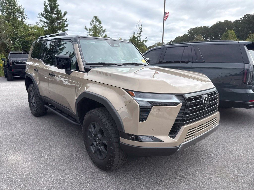 Used 2026 Lexus GX 550 AWD/4WD image 2