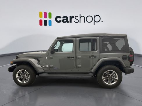 Used 2023 Jeep Wrangler Unlimited Sahara w/ LED Lighting Group AWD/4WD image 2