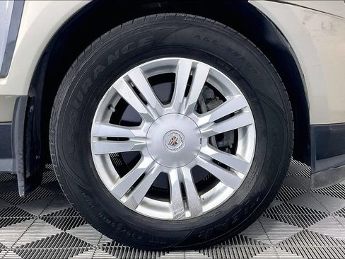 Used 2016 Cadillac SRX Luxury w/ Driver Awareness Package FWD image 12