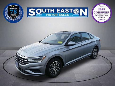 Used 2019 Volkswagen Jetta SE w/ Cold Weather Package image 1