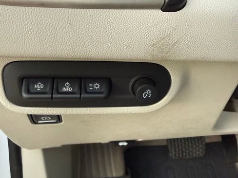 Used 2023 GMC Terrain Denali w/ LPO, Floor Liner Package AWD/4WD image 17