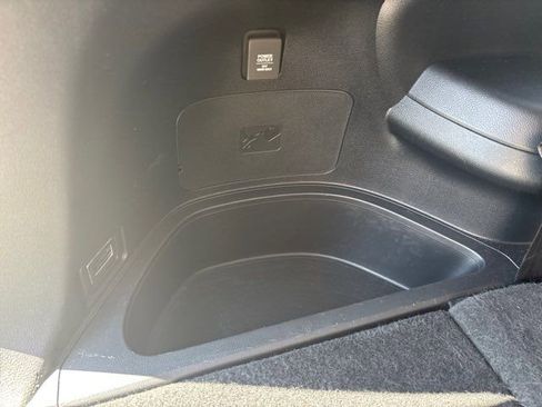 Used 2021 Honda Pilot Touring image 13