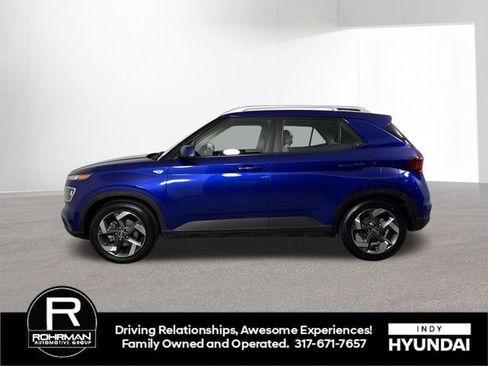Used 2022 Hyundai Venue SEL w/ Cargo Package image 5