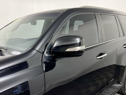 Used 2021 Lexus GX 460 Premium w/ Premium Package AWD/4WD image 12