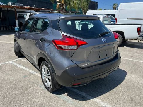 Used 2020 Nissan Kicks S FWD image 7