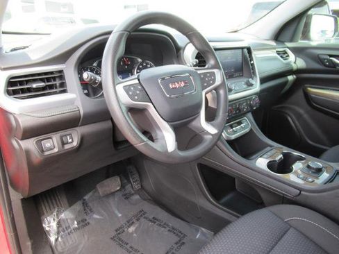 Certified 2023 GMC Acadia SLE w/ Driver Convenience Package FWD image 18