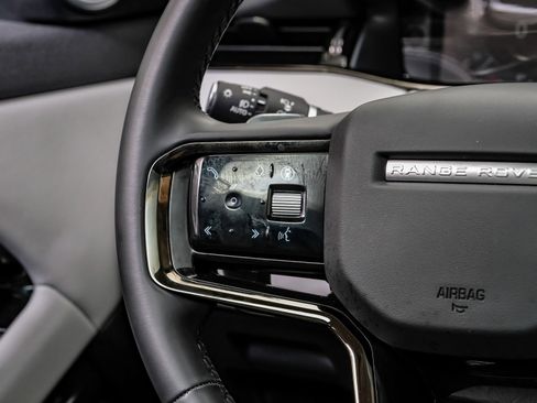 Used 2024 Land Rover Range Rover Evoque Dynamic SE image 20