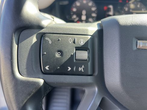 Certified 2024 Land Rover Defender 130 X-Dynamic SE image 21